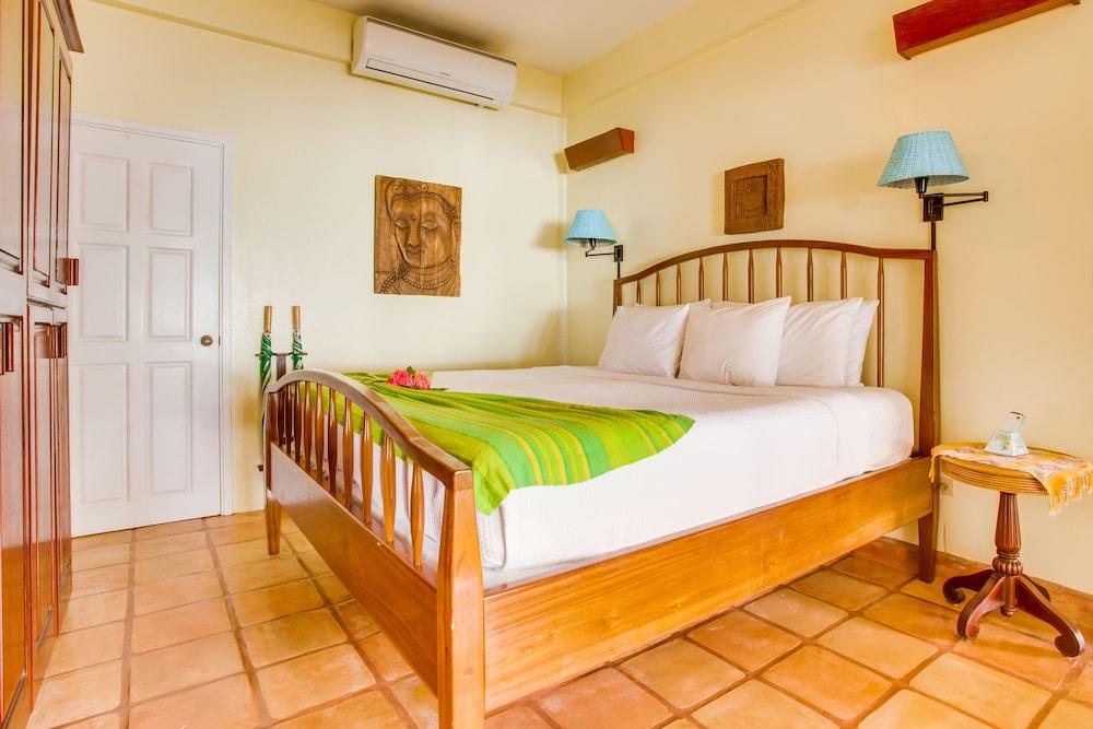 Robert'S Grove Beach Resort Placencia Екстер'єр фото