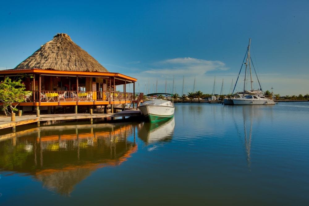 Robert'S Grove Beach Resort Placencia Екстер'єр фото