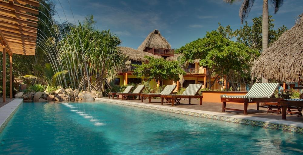 Robert'S Grove Beach Resort Placencia Екстер'єр фото