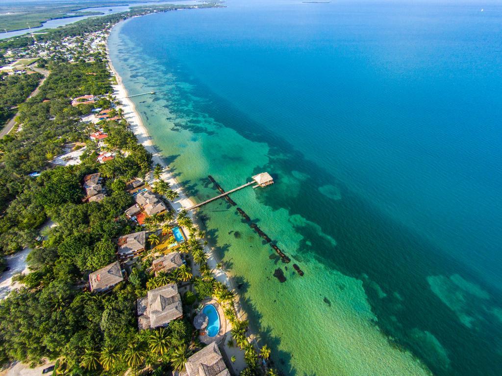 Robert'S Grove Beach Resort Placencia Екстер'єр фото