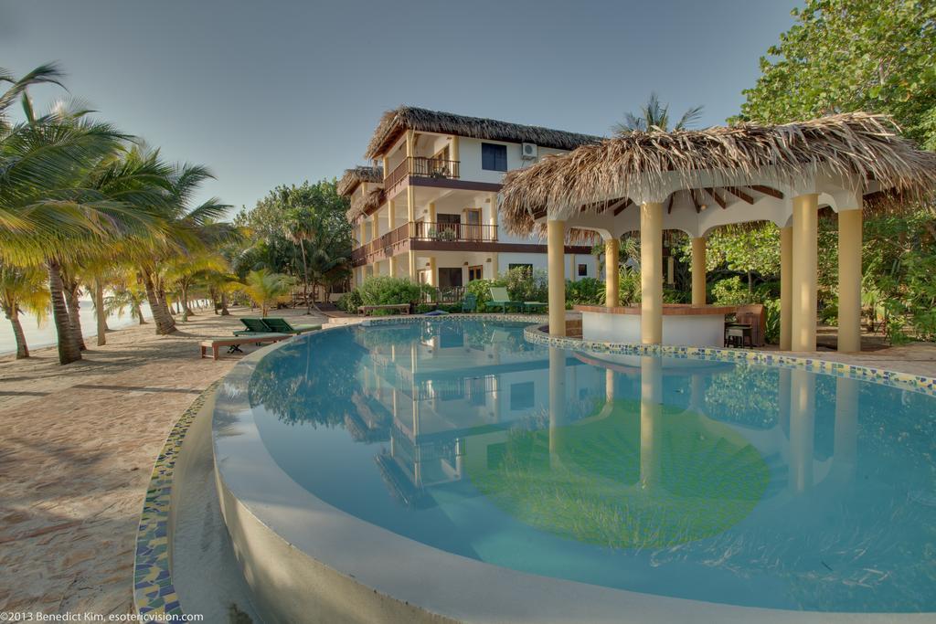 Robert'S Grove Beach Resort Placencia Екстер'єр фото
