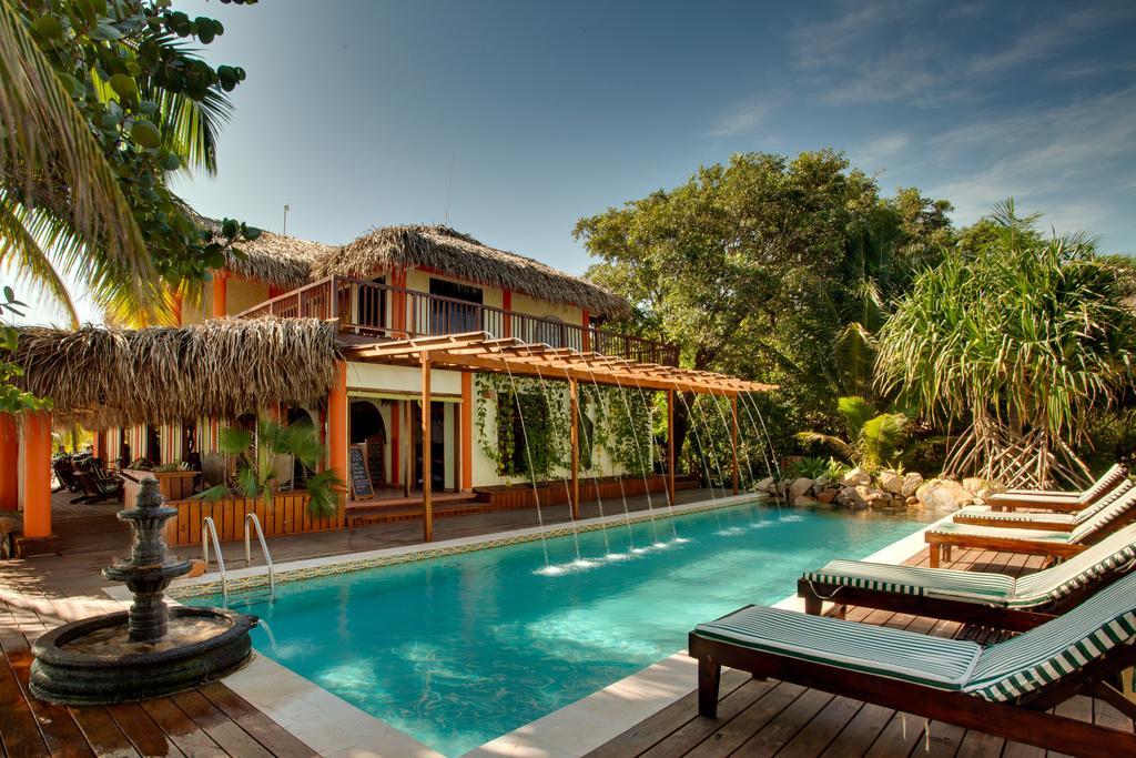 Robert'S Grove Beach Resort Placencia Екстер'єр фото