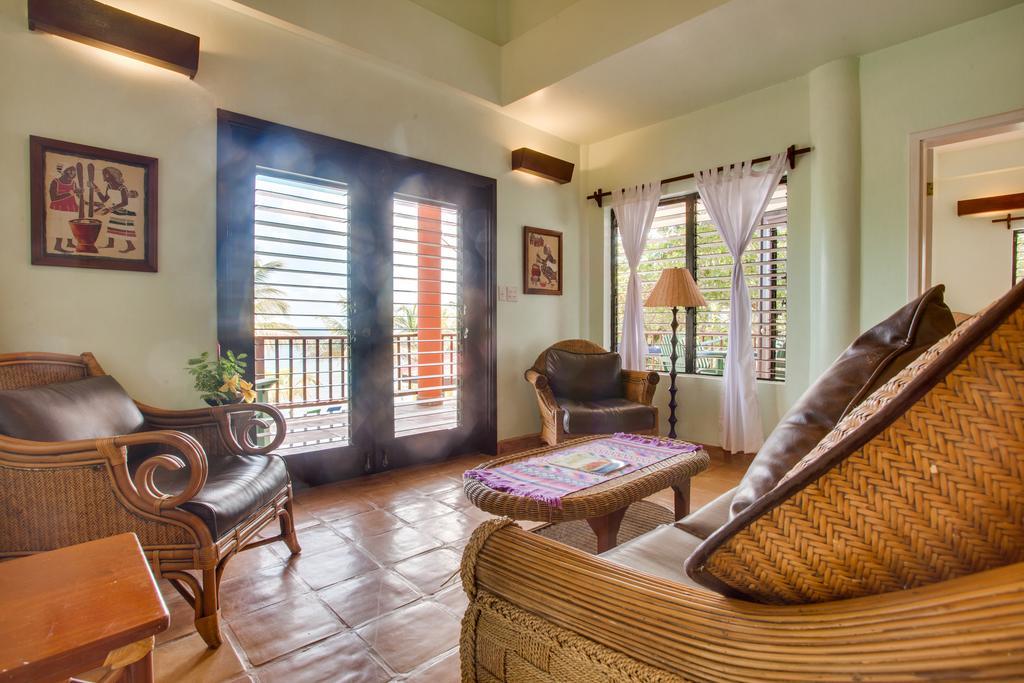 Robert'S Grove Beach Resort Placencia Екстер'єр фото