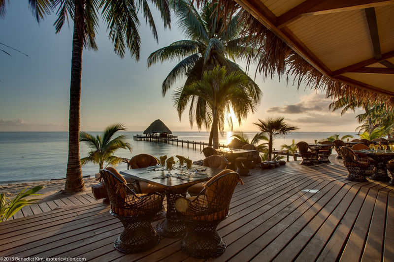 Robert'S Grove Beach Resort Placencia Екстер'єр фото