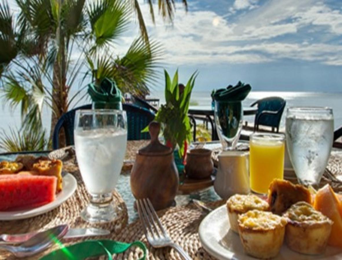 Robert'S Grove Beach Resort Placencia Екстер'єр фото